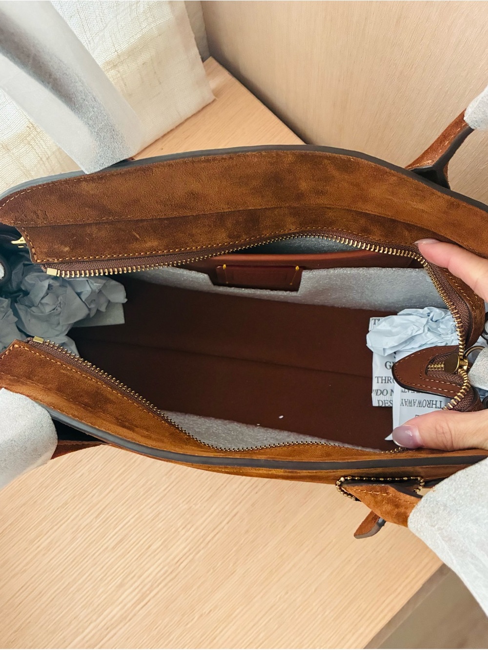 NWTšCoach Empire Suede Carryall Shoulder Bag 34 Warm Brown CBN41 Fall Vintage - Picture 4 of 11
